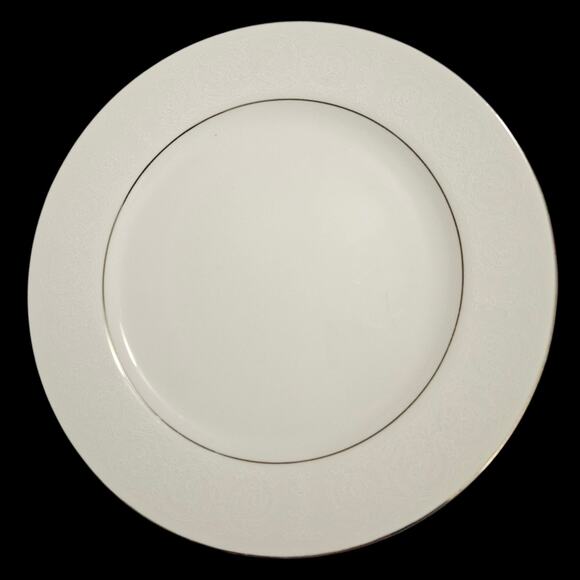 WT Southwicke Porcelain China Dinner Plates Set of 3 White Embossed Japan - Picture 1 of 7